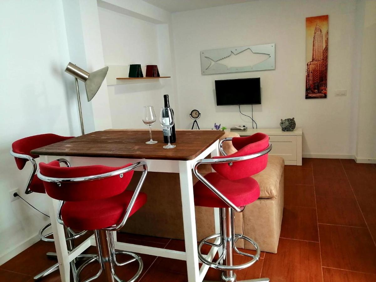 Apartamentos Empul " Tunidos House " Barbate Exterior foto